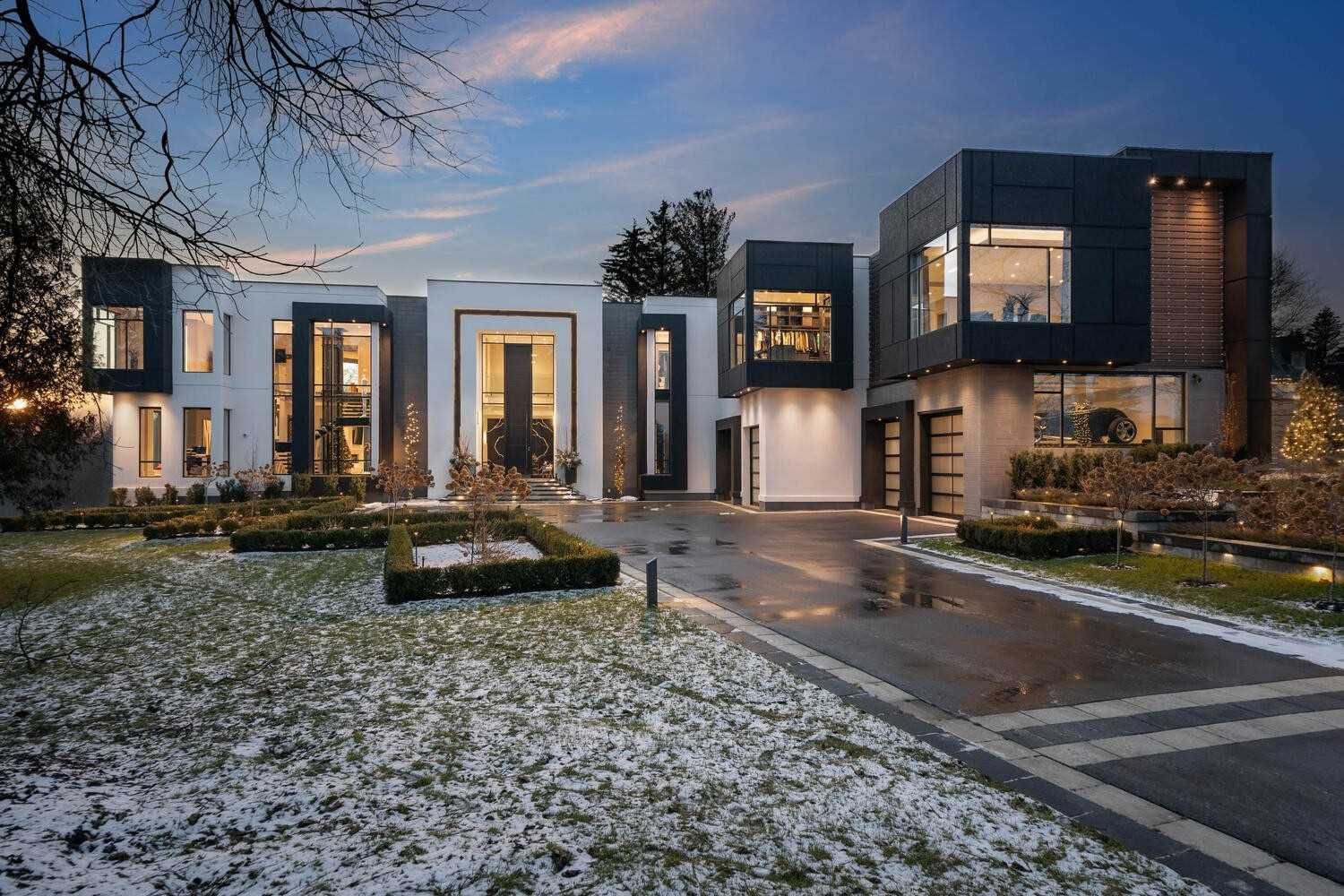 92 Manitou Drive